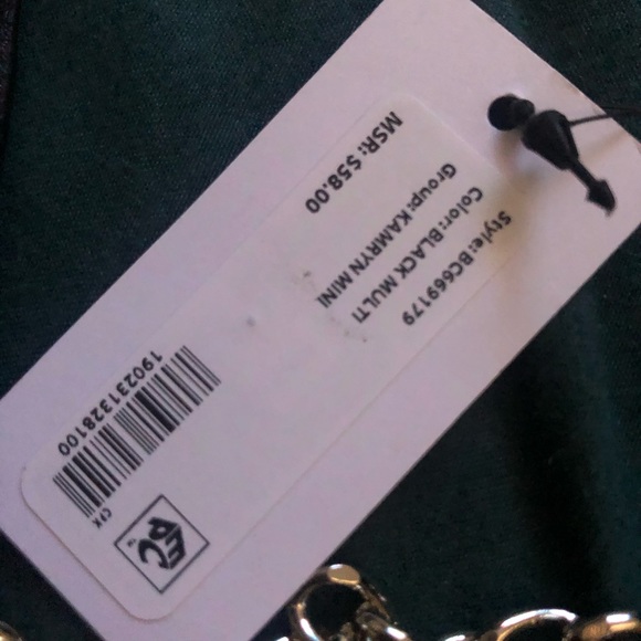 Guess CrossBody Purse - Picture 4 of 8